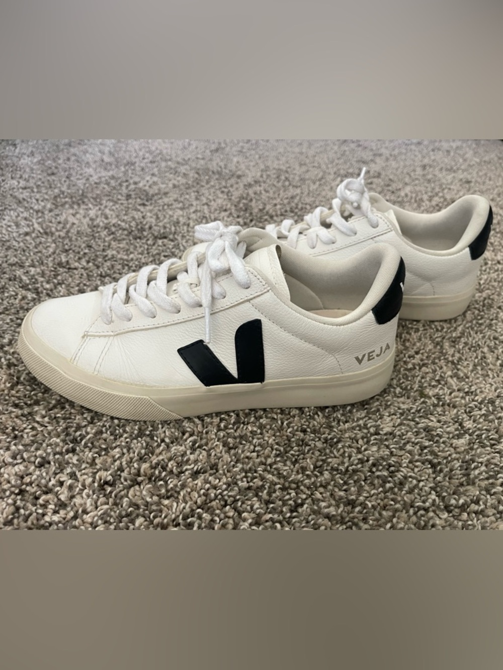 Women’s Veja Campo Leather Sneakers White/Black US 7/EU 38 - Picture 2 of 8